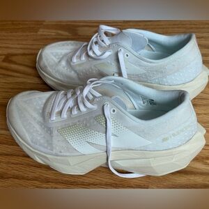 New Balance Rebel v4